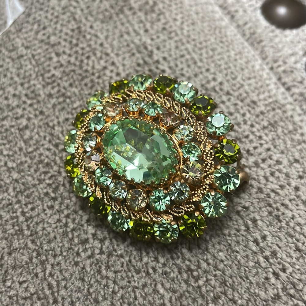Made in Austria green pin